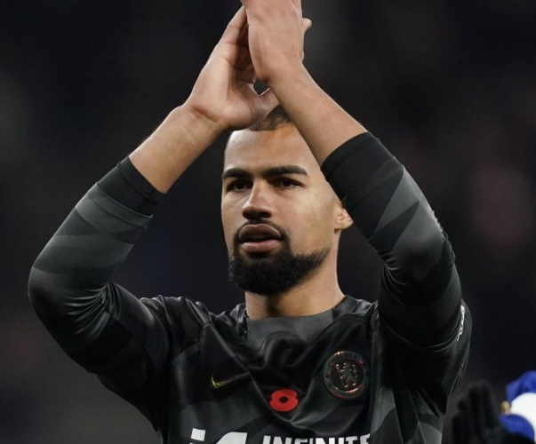 桑切斯谈当选月最佳：防线默契与争胜决心并存