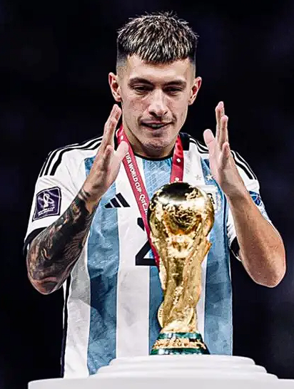 曼联后防迎曙光：利桑德罗·马丁内斯积极复出进程解析